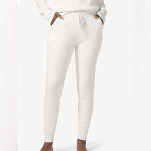 Tommy John Women’s French Terry Jogger | Color: Almond Milk | NEW/NWT!!💜